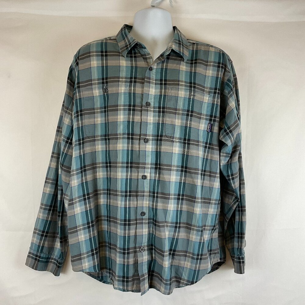 Patagonia Men's Shirt L Blue-Green Gray White Plaid Button Front Long Sleeve